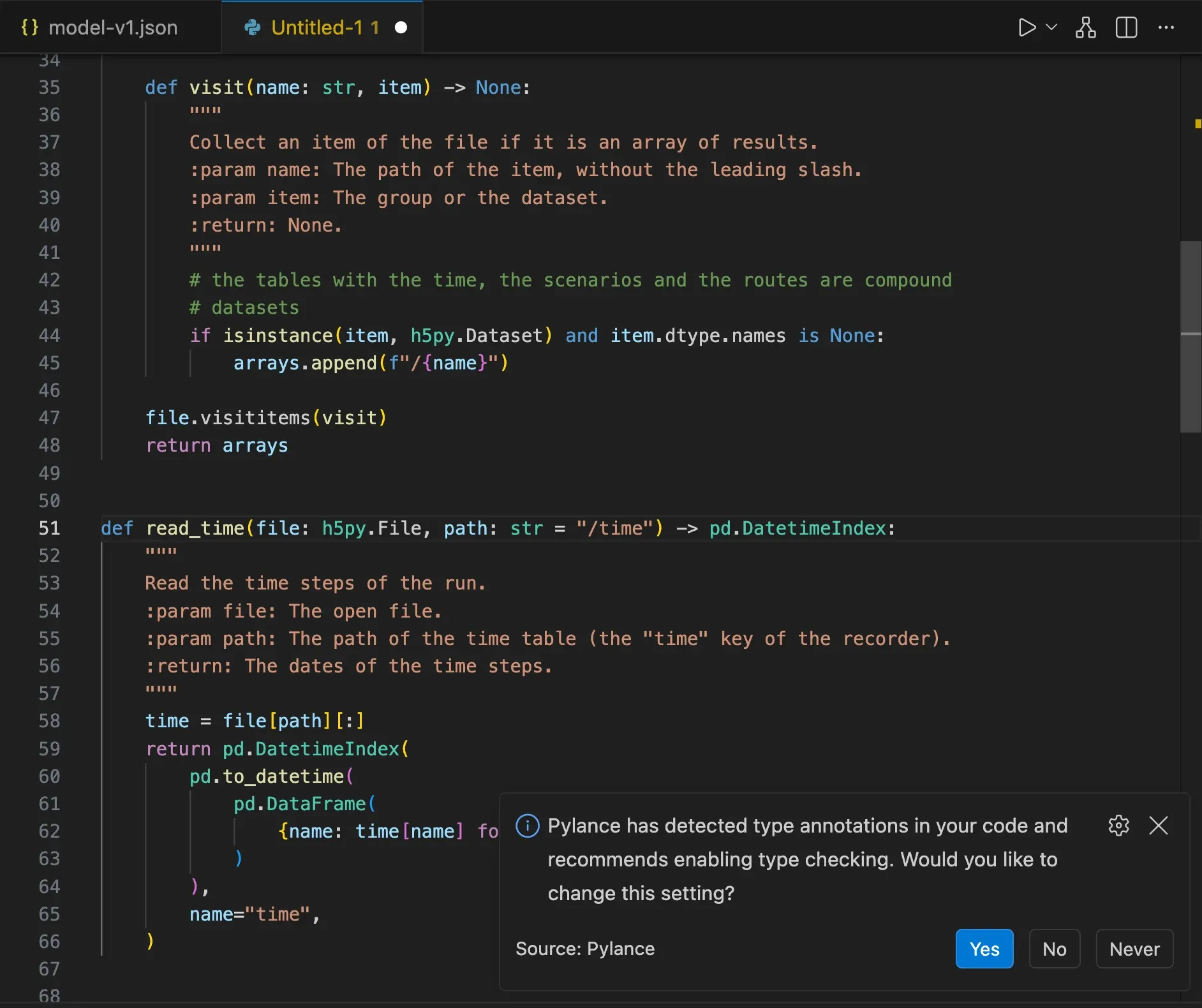 The script that opens a TablesRecorder file: a function that lists the arrays of the file and one that reads the time steps as dates.
